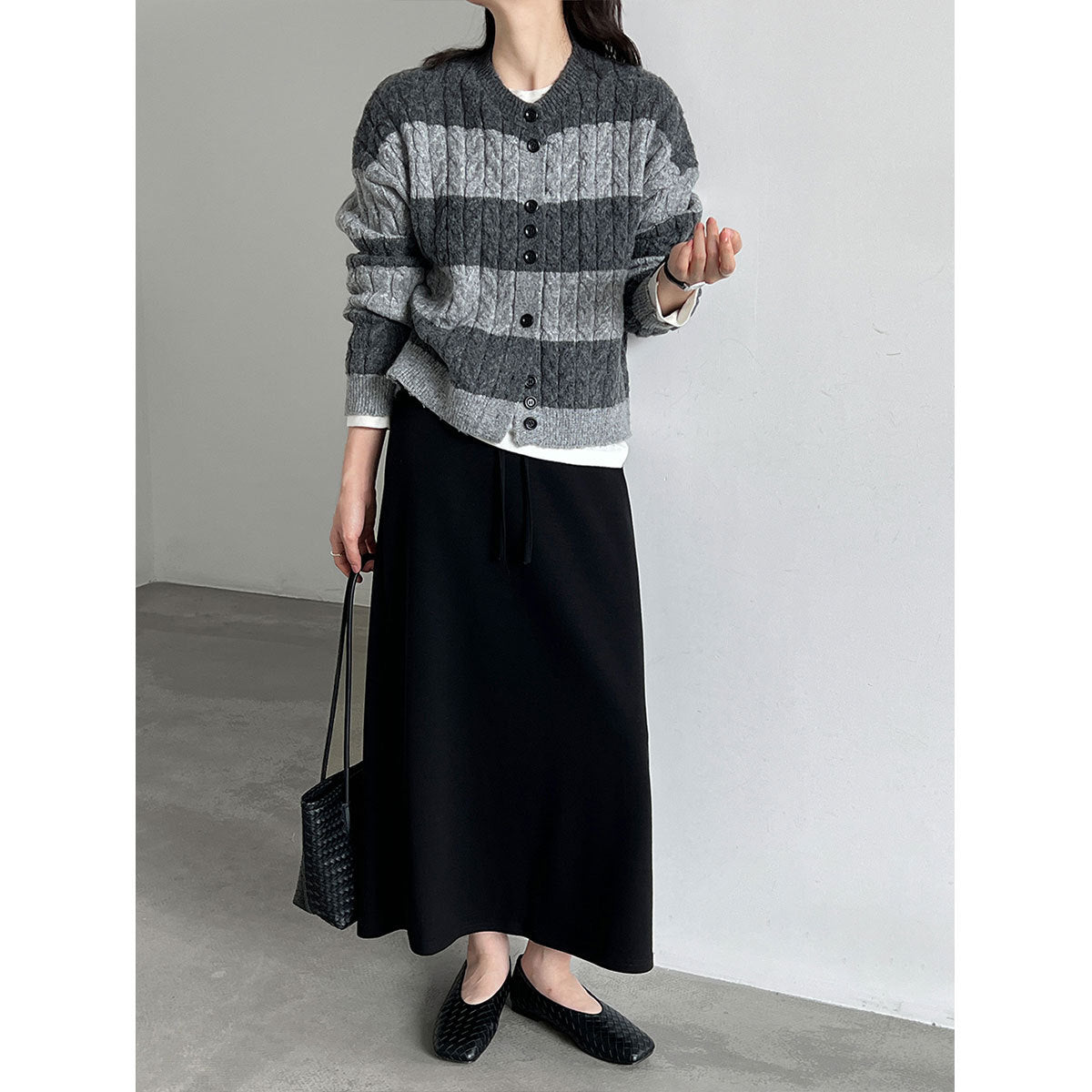 Deer West Color-Block Striped Knit Top for WomenNew Two-Tone Vintage Versatile Sweater