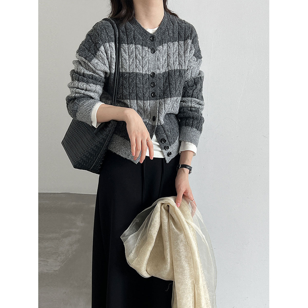 Deer West Color-Block Striped Knit Top for WomenNew Two-Tone Vintage Versatile Sweater