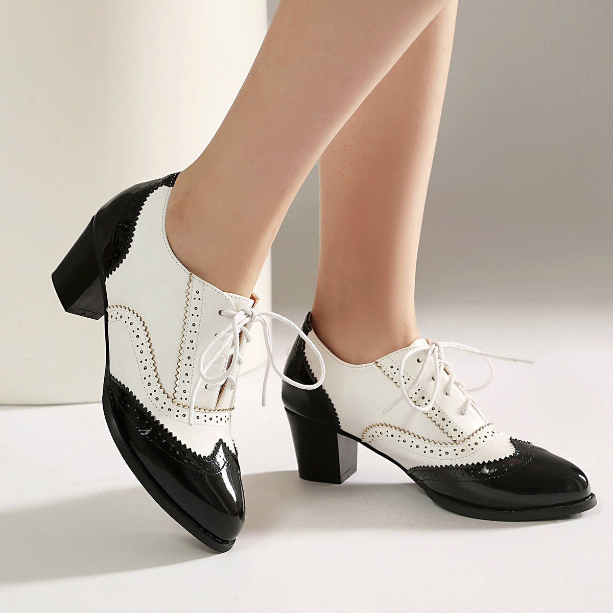Autumn/Winter High Heel Chunky Heel Color Block Burnt Flower Front Lace-Up Brogue Shoes Made to order, ships in 7 days